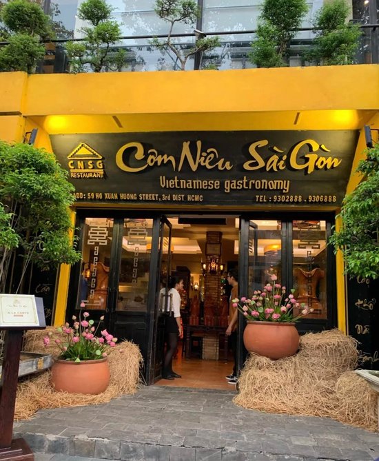 Nhà Hàng Cơm Niêu Sài Gòn - Hồ Xuân Hương